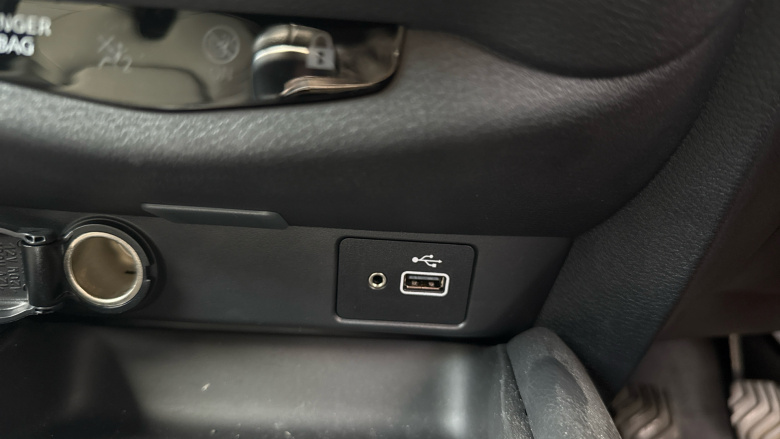 Nissan Juke 1.0 DiG-T 114 Tekna 5dr Petrol Hatchback